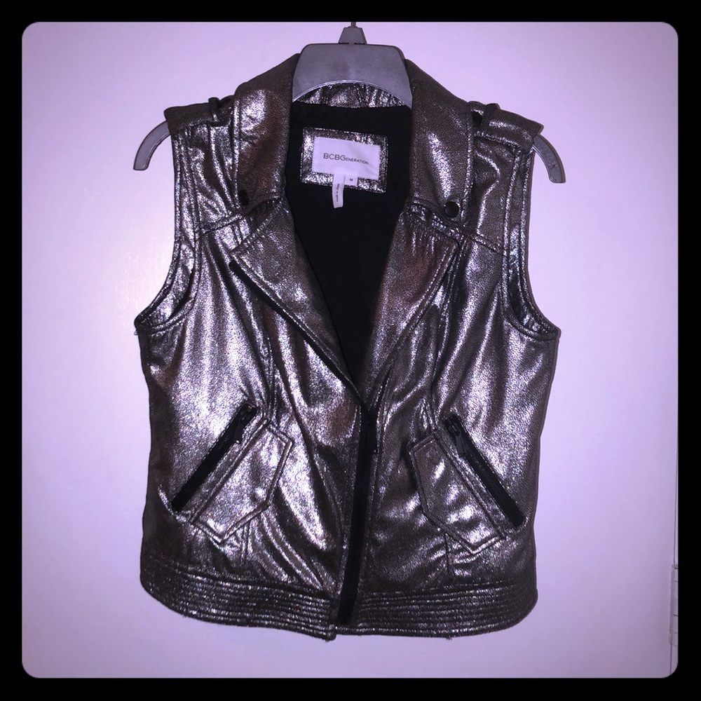 ✨HP✨ BCBGeneration Metallic Moto Vest